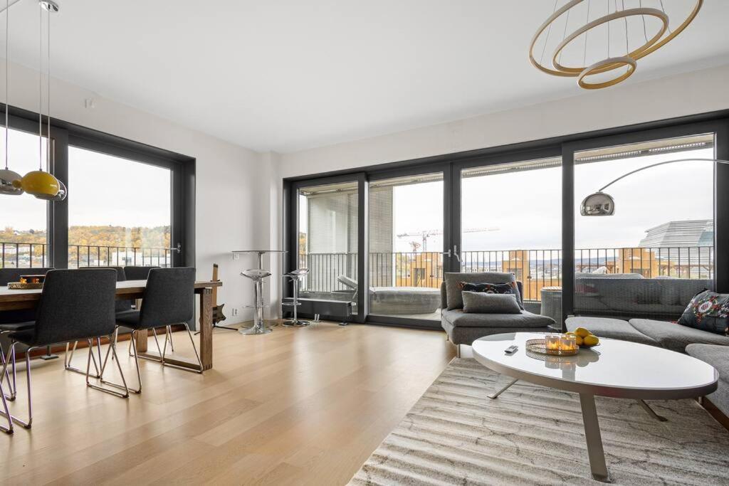 Modern 3Bed Room Sea View Apartment @ Oslo Barcode Eksteriør bilde