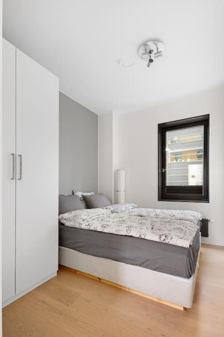 Modern 3Bed Room Sea View Apartment @ Oslo Barcode Eksteriør bilde